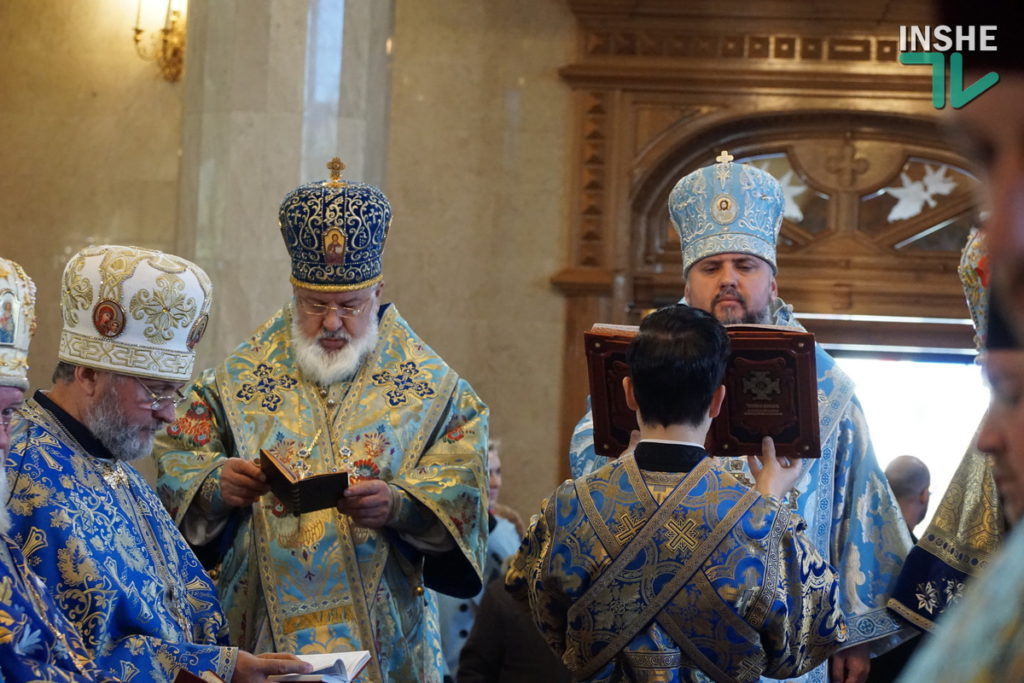 Предстоятель Украинской Православной Церкви Епифаний возглавил Божественную литургию в николаевском храме (ФОТО, ВИДЕО) 27