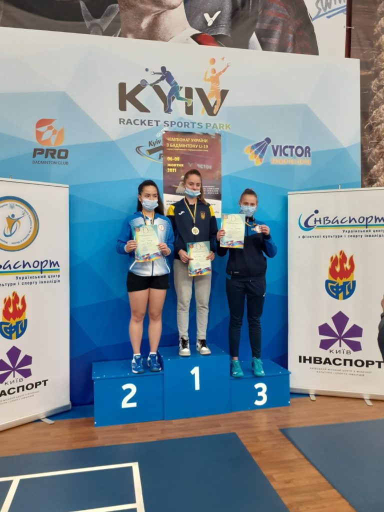 София Черноморова из Николаева стала двукратной чемпионкой Украины по бадминтону U-19 среди спортсменов с нарушениями слуха (ФОТО) 4