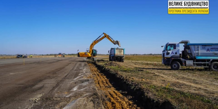 Аэропорт Херсона после реконструкции сможет принимать до 15 рейсов в сутки