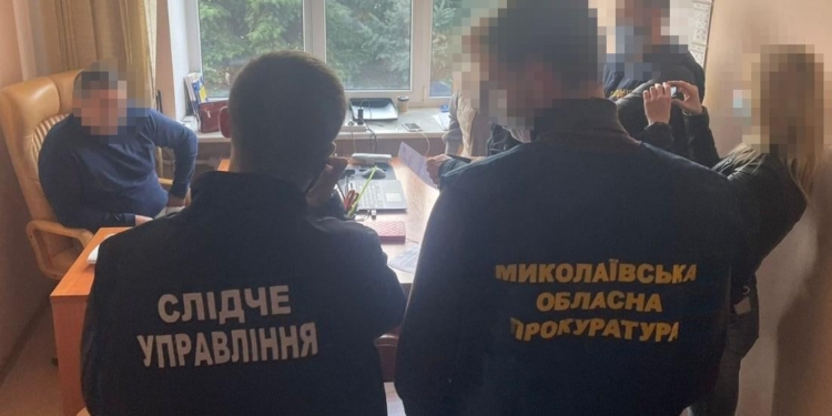 В Николаеве полиция задержала адвоката, которая взяла $3600 на решение в ОГА вопроса выделения  земли