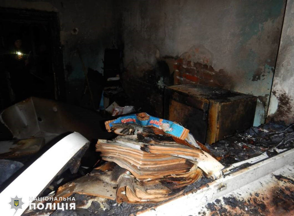 На Николаевщине неизвестные подожгли здание сельсовета, сгорели документы 1