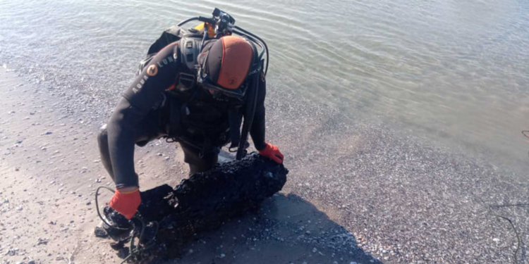 На Кинбурне выловили и взорвали 30 бомб и снарядов (ФОТО)