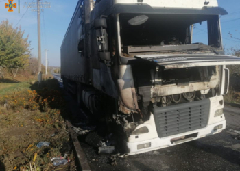 В Казанке прямо на ходу загорелась фура (ФОТО)