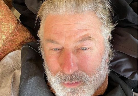 Кинозвезда Алек Болдуин на съемках убил украинку-оператора