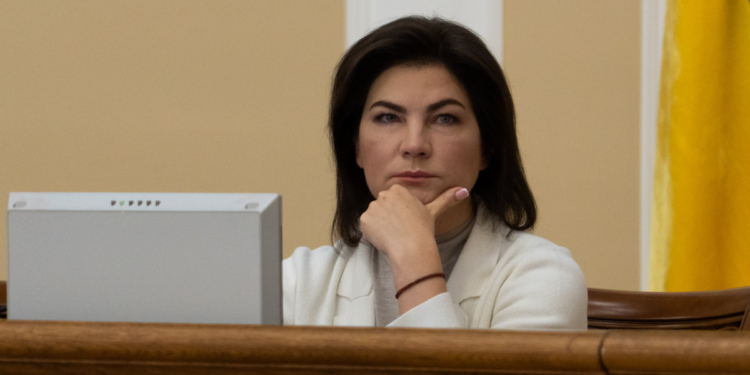 Венедиктова: в Украине – от 3 до 5 миллионов единиц нелегального оружия (ФОТО)