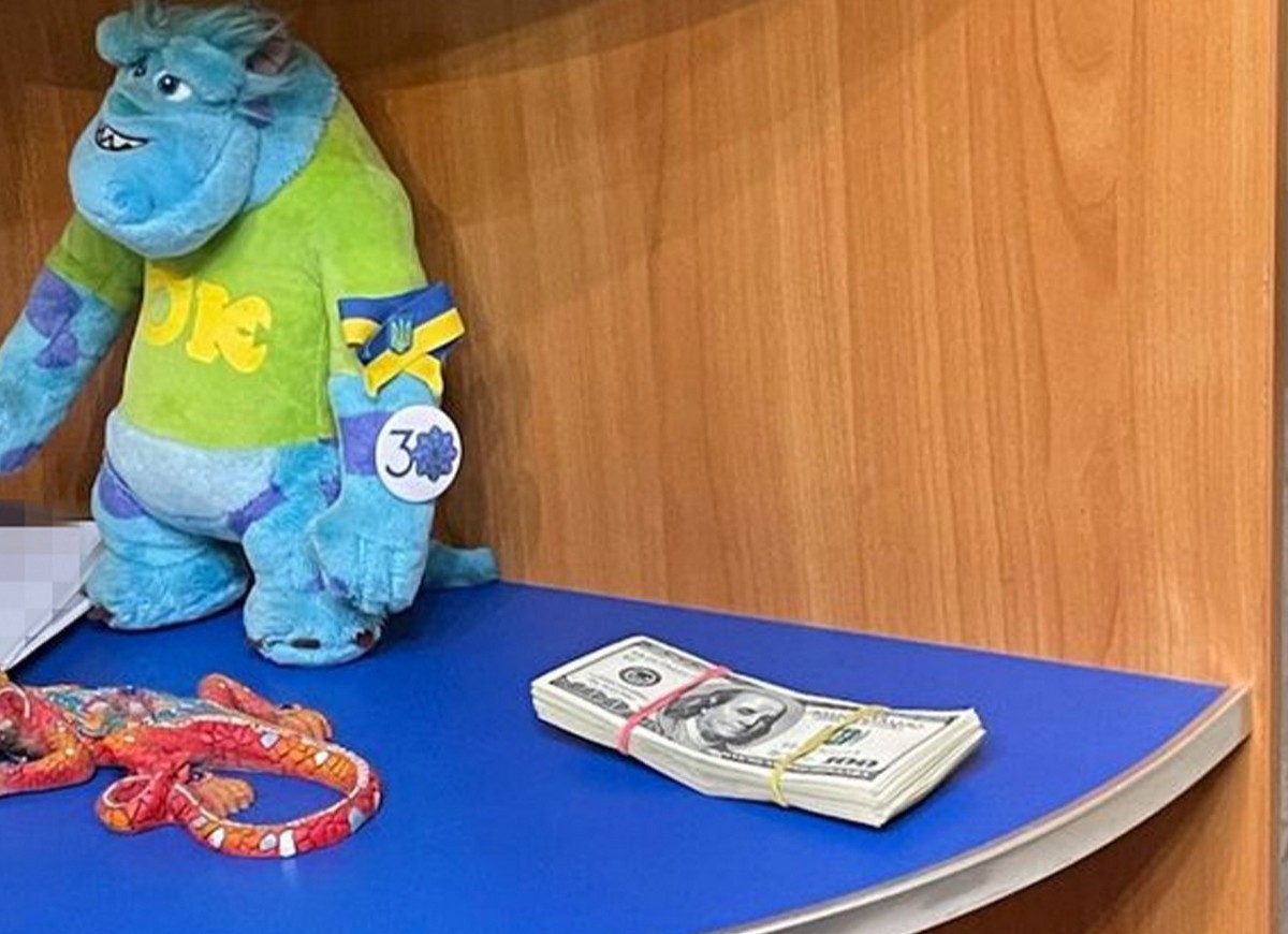 На Одесской таможне раскрыли коррупционную схему, которая приносила до $200 тысяч в месяц