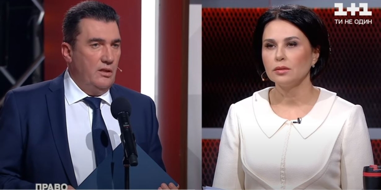 Данилов заявил, что в ближайшие дни больных в сутки будет больше 50 тыс., а умерших – тысячи (ВИДЕО)