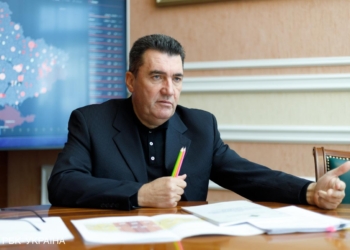 Что у Данилова на языке, то у Зеленского на уме? Секретарь СНБО высказался за жесткую президентскую республику