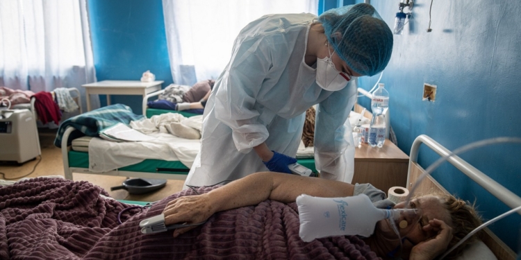 “Всем мордой в пол, работает ЖКХ”, –  депутат – “колясочник” Юрий Степанец  раскритиковал новые тротуары Николаева