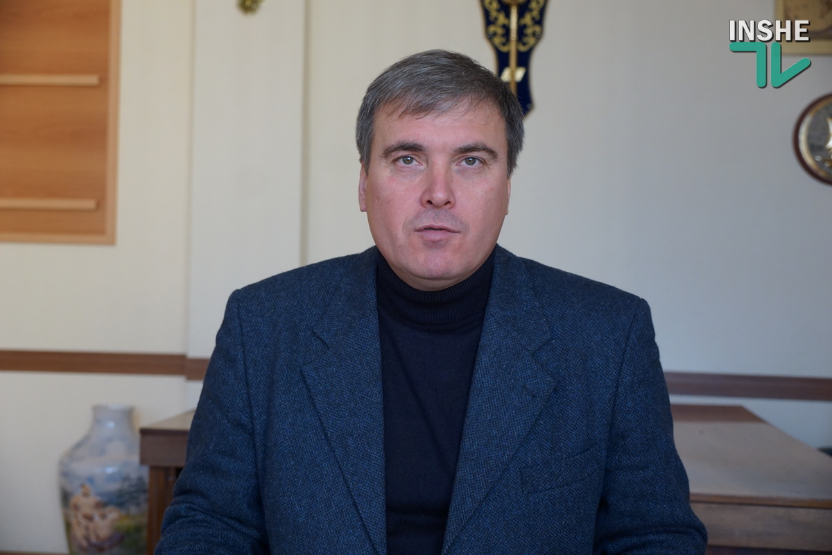 В Николаевской области далеко не все общины хотят принимать в комсобственность жилые дома и лишают людей возможности приватизировать квартиры (ВИДЕО)