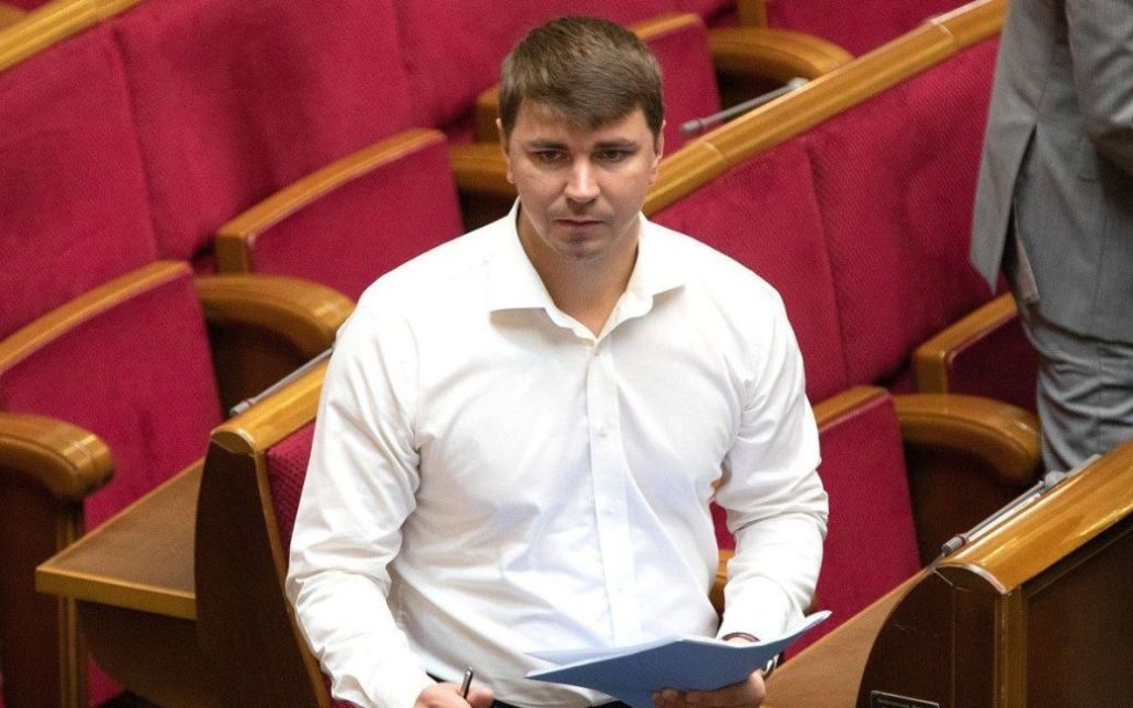 В парламенте создали следственную комиссию для выяснения обстоятельств смерти Полякова 1