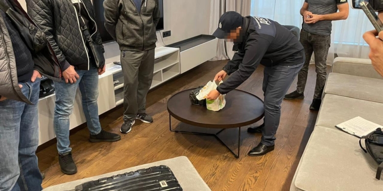 ГБР задержало руководителя адвокатского объединения  – требовал $400 тыс. за решение вопросов в Миньюсте, полиции и судах (ФОТО, ВИДЕО)