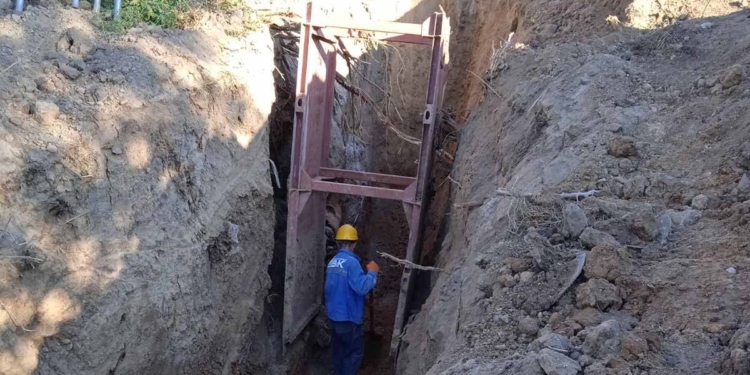 Разрушенный коллектор на ул.Флотская в Николаеве: заменено 87,5% (ФОТО)