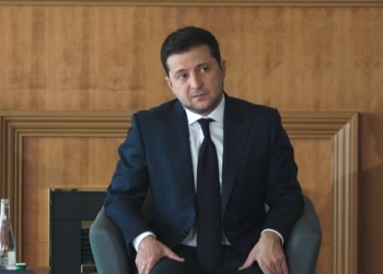 “Если нам постоянно будут говорить, что это противоречит регламенту”… Зеленский хочет быть президентом, пока не выполнит всех обещаний