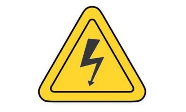 Пытался сделать селфи на крыше железнодорожной цистерны: в Одессе 13-летний подросток был поражен электротоком контактной сети