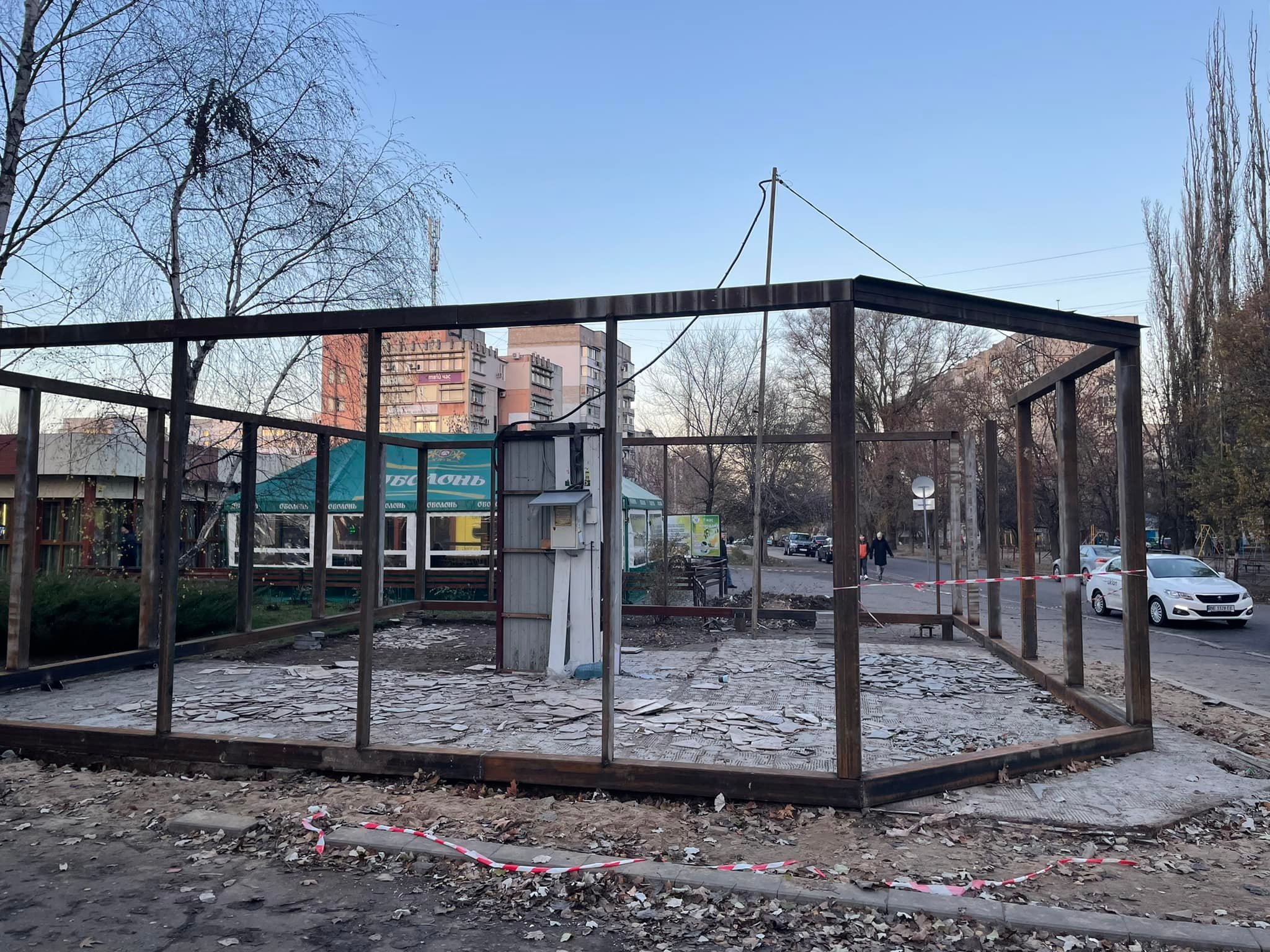 «Полное беззаконие в городе»: депутат Николаевского горсовета промэрской фракции не может остановить незаконное строительство (ВИДЕО)