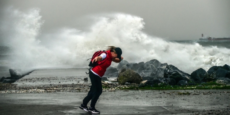 Шторм в Турции: пятеро погибших, закрыто морское и паромное сообщение (ФОТО)