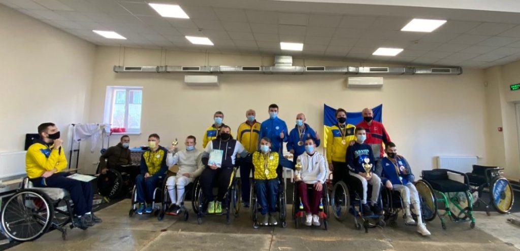 Николаевские фехтовальщики на колясках добыли 8 наград чемпионата Украины (ФОТО) 9