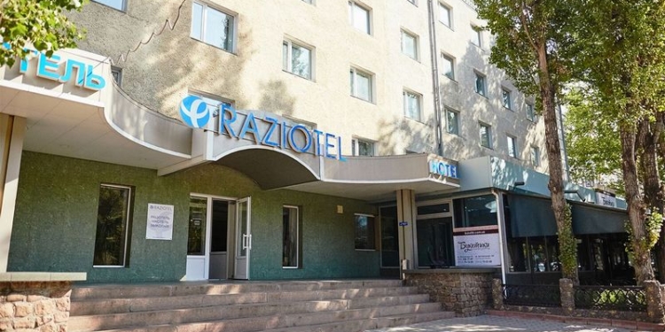 В николаевской гостинице поставит игральные автоматы киевская компания