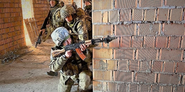 «Лазертаг» и стандарты НАТО: курсанты николаевской Школы морского пехотинца отработали тактику боя в городе (ФОТО)