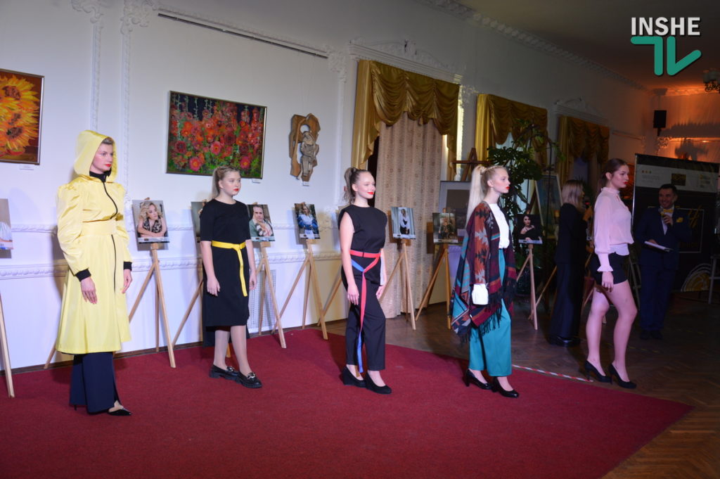 «NaSHi»: в Николаеве показали коллекцию одежды, разработанную начинающими дизайнерами с инвалидностью (ФОТО, ВИДЕО) 23