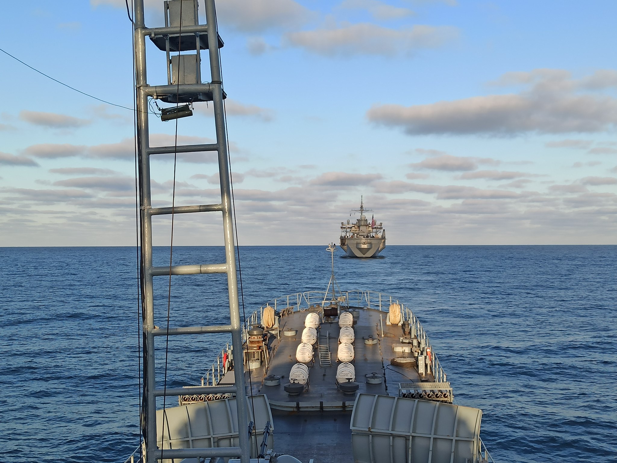 Украинские ВМС провели тренировку типа PASSEX с кораблями ВМС США, Республики Турция и Румынии (ФОТО)