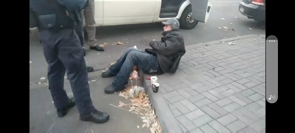 Николаевский центр социальной реабилитации призвал горожан не давать деньги бездомным 3