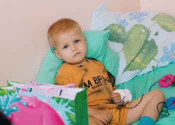 Поднимите мандат и сделайте доброе дело: Анна Замазеева о передаче “Дубков” (ФОТО)