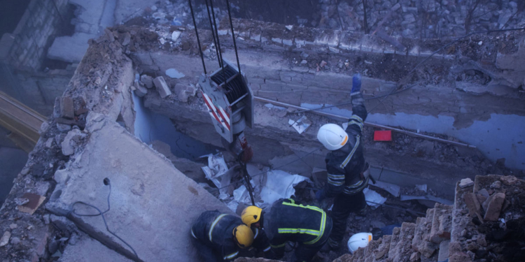 В Новой Одессе продолжается поисково-спасательная операция – ищут еще одного человека (ФОТО)