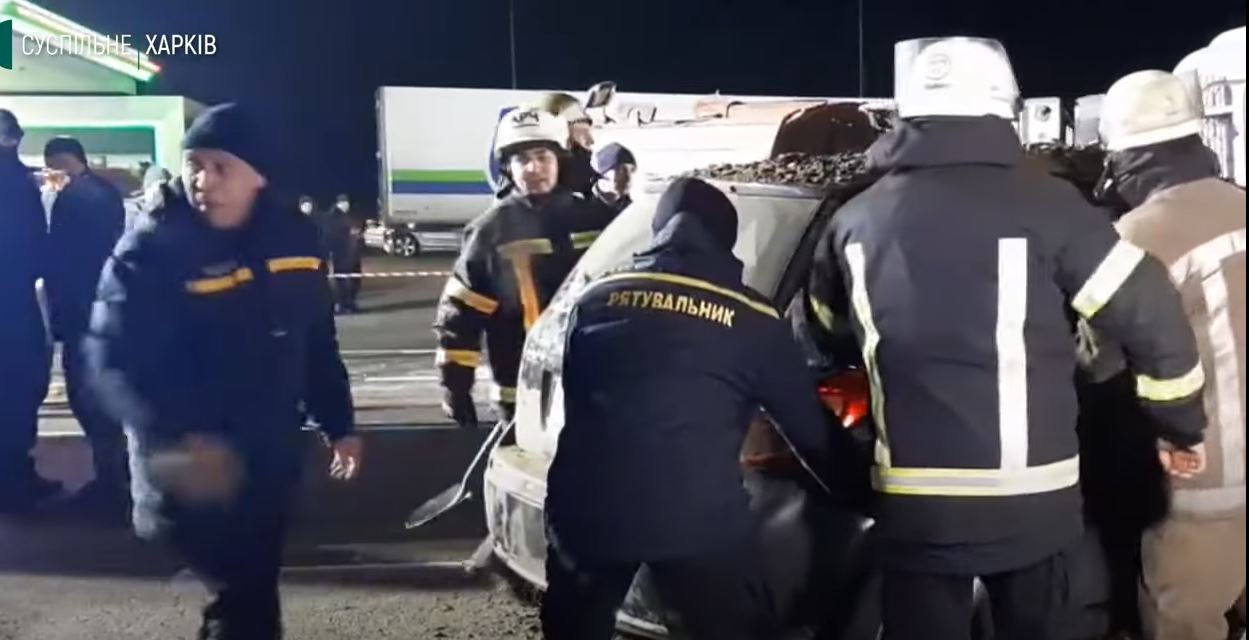 Опять смертельная авария в Харькове – фура раздавила такси (ВИДЕО)