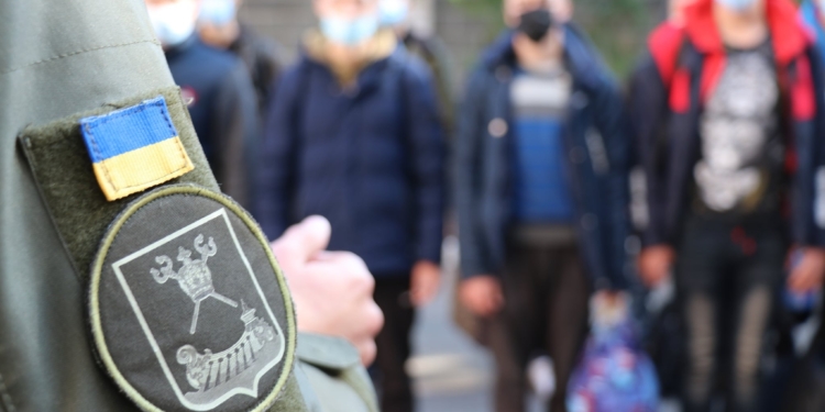 Николаевский полк Национальной гвардии Украины пополнился призывниками (ФОТО)