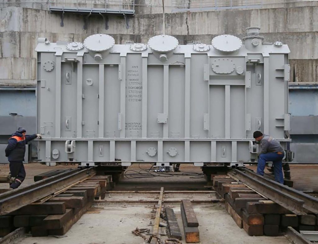 Третий гидроагрегат Ташлыкской ГАЭС пробно запустят в декабре - сейчас монтируют трансформатор (ФОТО) 7