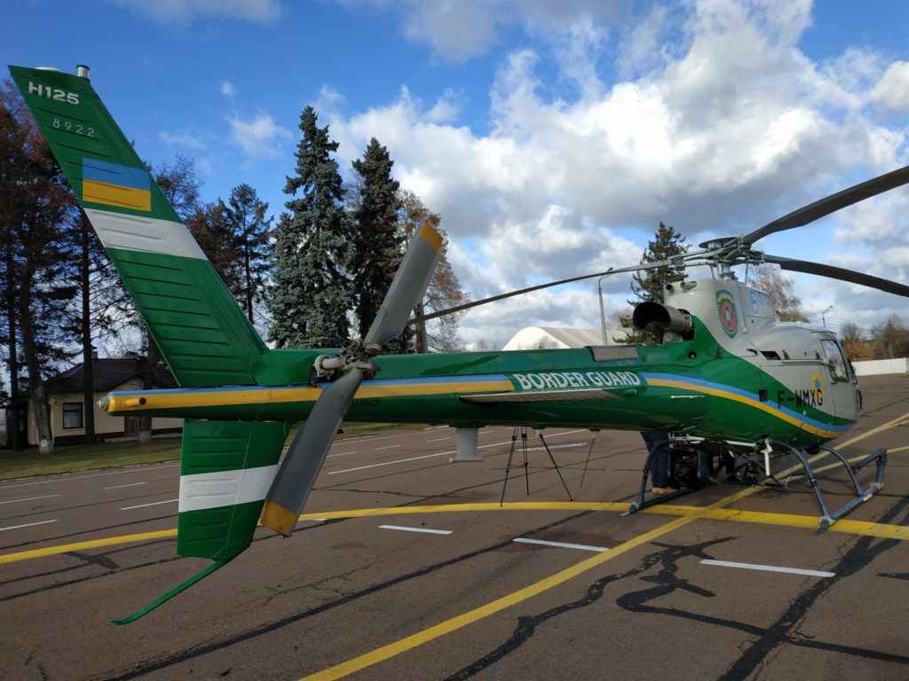 В Киев из Франции для пограничников прилетели еще два вертолета AIRBUS H125 (ФОТО, ВИДЕО) 13