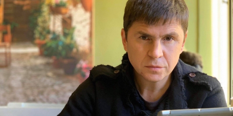 Советник Ермака Подоляк заявил, что “авака брешет – караван идет”