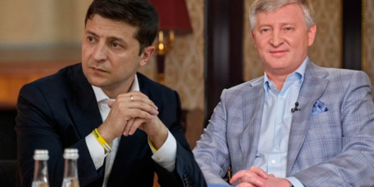 Медийная война Ахметова с Зеленским вызвана миллиардными потерями самого богатого украинца