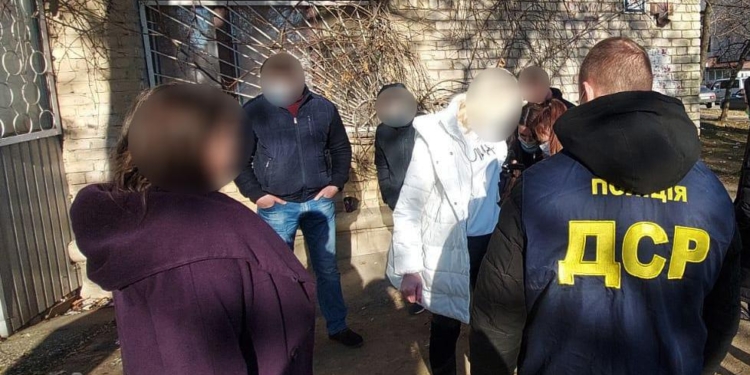 ОБНОВЛЕНО. В Николаеве чиновница Геокадастра требовала 100 тыс. за решение земельного вопроса (ФОТО, ВИДЕО)