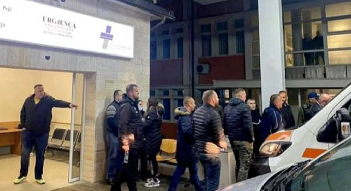 В Косово расстреляли автобус со студентами: трое погибших