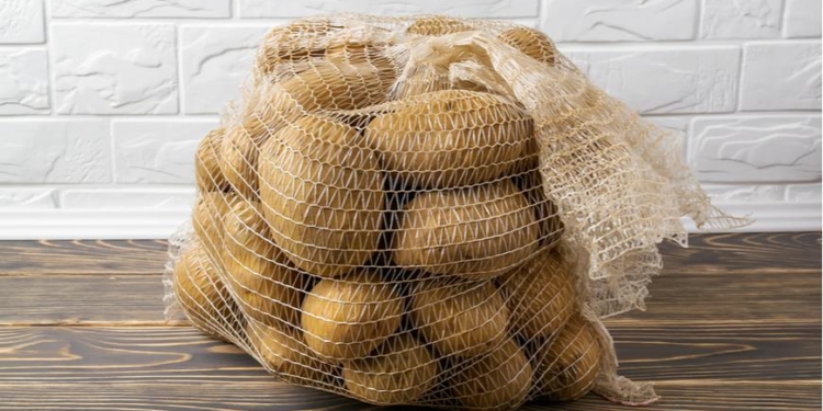 В Раде под креслом нардепа обнаружили 5 кг картошки