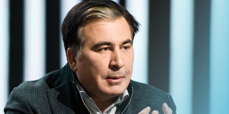 Мать Саакашвили утверждает, что экс-президента Грузии нет в тюрьме – его вывезли в неизвестном направлении