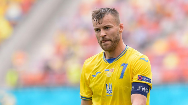 Футболист Андрей Ярмоленко отдал свои бонусы за Евро-2020 на медоборудование для ОХМАДЕТа 1