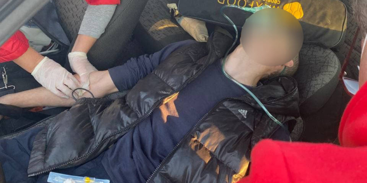 В Николаеве полицейские роты ТОР спасли мужчину с передозировкой наркотиками (ФОТО)