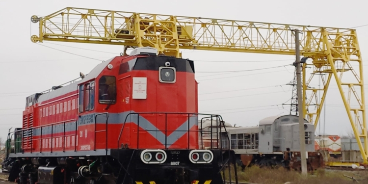 В Николаеве впервые модернизировали маневровый тепловоз с электрической передачей (ФОТО, ВИДЕО)