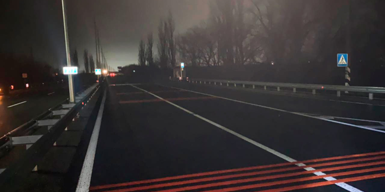 Полиция нашла водителя, который вчера вечером под Николаевом сбил женщину с ребенком и сбежал (ФОТО)