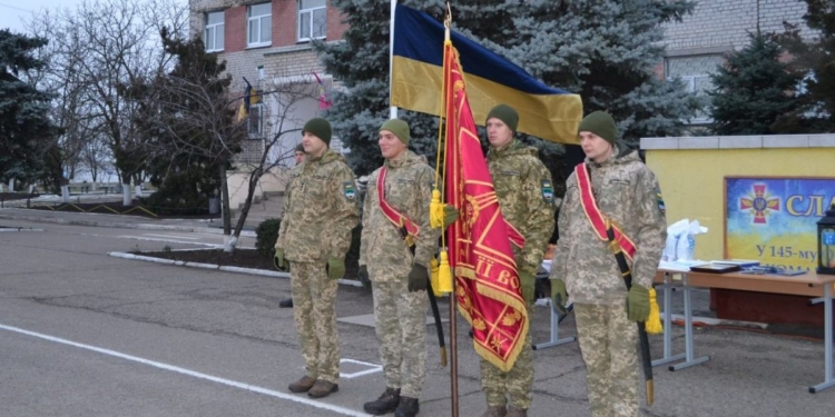Военные ремонтники из Николаева отметили очередную годовщину со дня создания части (ФОТО)