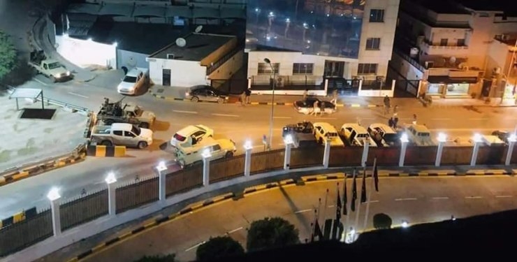В Ливии – военный переворот? Военные захватили президентский дворец, здания Кабмина и Минобороны – СМИ (ВИДЕО)