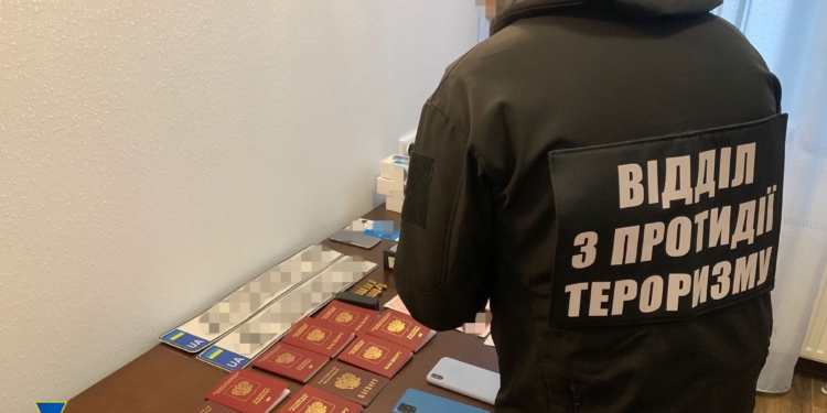 В Киеве СБУ обезвредила группировку боевиков «ИГИЛ» – в нее входили 5 россиян (ФОТО)