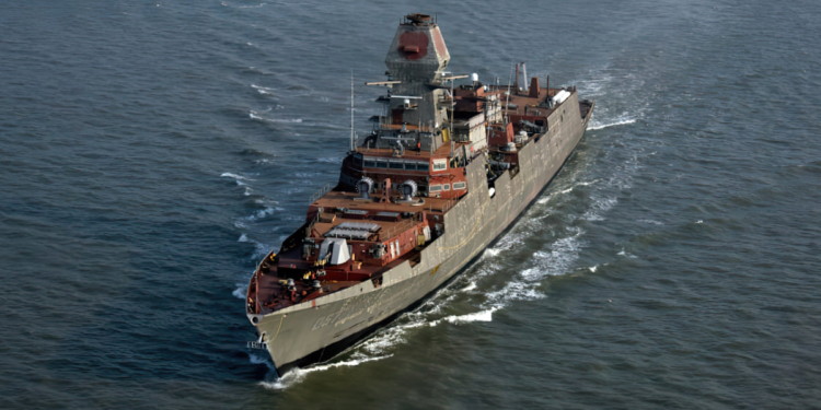 Индия испытывает новейший эсминец, оснащенный газотурбинными агрегатами николаевской “Зори”-“Машпроекта” (ФОТО)