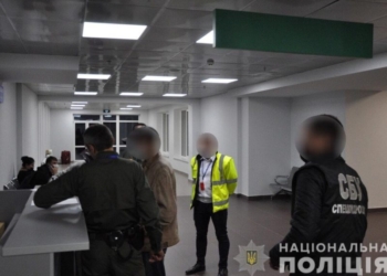 Вербовщикам николаевских моряков для перевозки незаконных мигрантов в Италию суд продлил меры пресечения