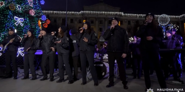 В копилку новогоднего настроения: «Щедрик» в исполнении полицейских Николаевщины (ВИДЕО)
