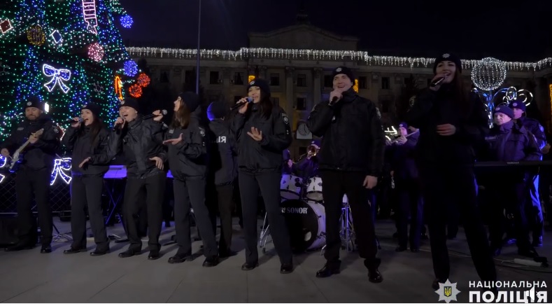 В копилку новогоднего настроения: «Щедрик» в исполнении полицейских Николаевщины (ВИДЕО)